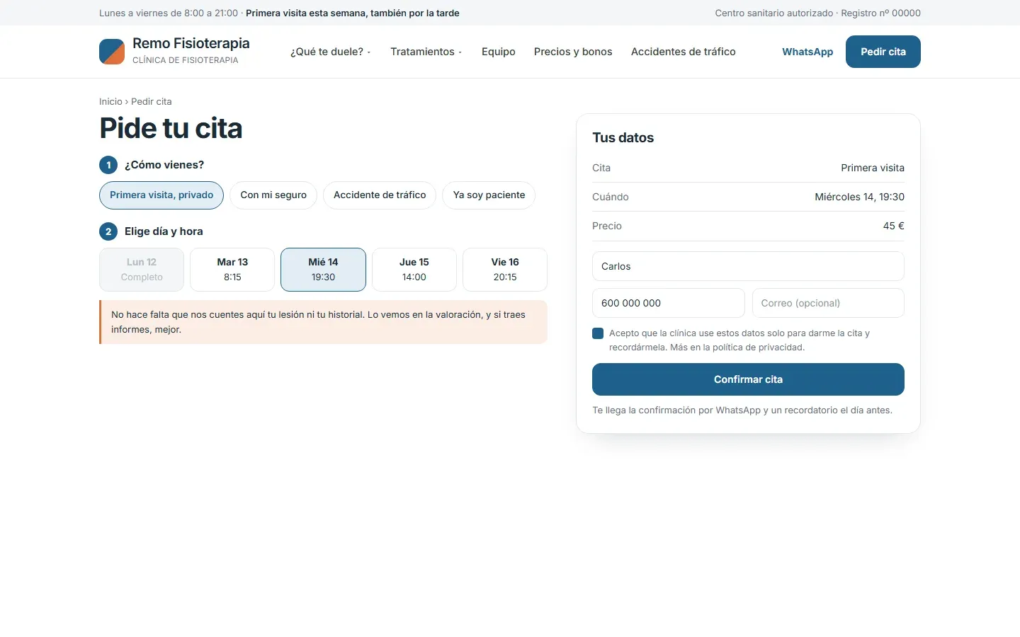 Reserva en dos pasos (privado, con seguro, accidente de tráfico o ya paciente; día y hora, también a primera hora y por la tarde), un formulario de nombre y teléfono y el aviso de que no hace falta contar la lesión