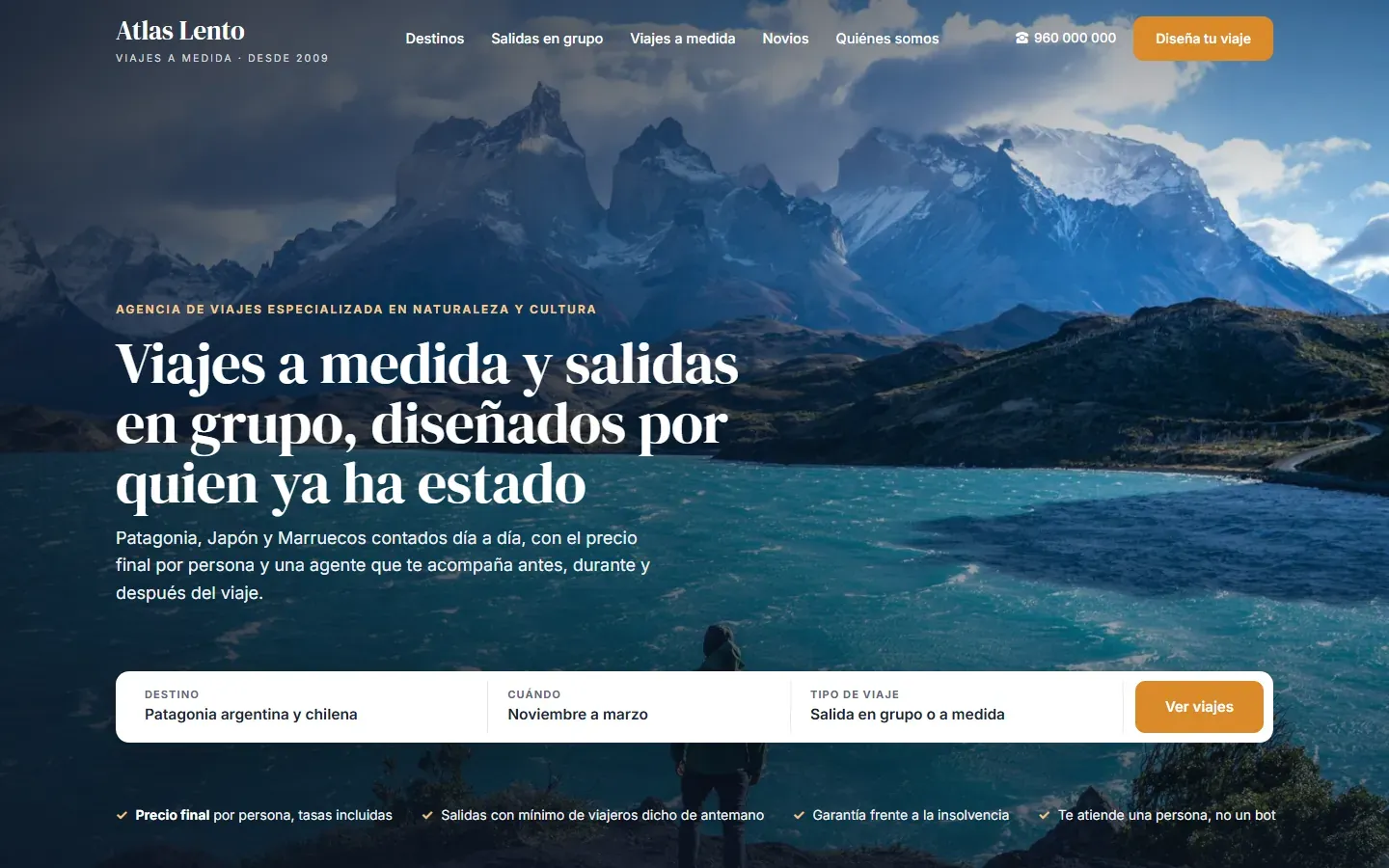 Web de una agencia de viajes especializada: portada con foto de Patagonia, buscador por destino, fecha y tipo de viaje y las garantías de la agencia
