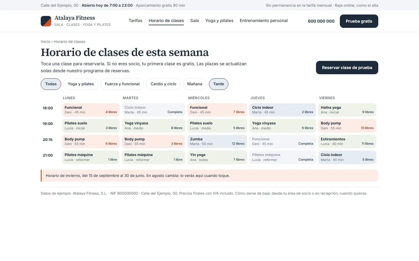 Horario de clases de la semana por días y horas, filtrable por disciplina y por mañana o tarde, con la profesora o el monitor de cada clase, su duración y las plazas libres o completas que salen del programa de reservas